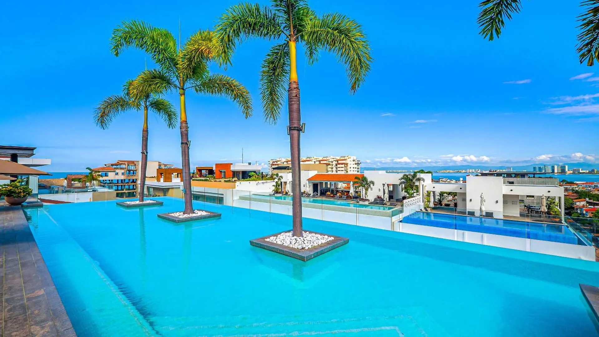 Luxury 1 Bedroom With Workspace And Gym Puerto Vallarta